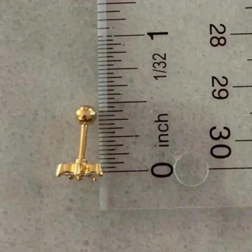 Gold Crystal Flower Cartilage Earring Brand New - Picture 4 of 4